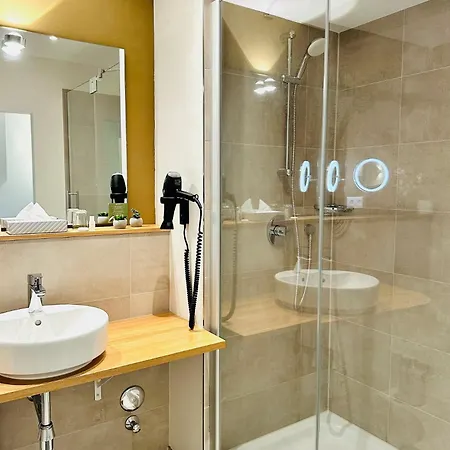 Lejlighed Eichen Apartment- 4 Personen- Balkon- Parkplatz- Waschmaschine *