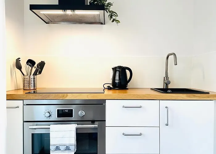 Eichen Apartment- 4 Personen- Balkon- Parkplatz- Waschmaschine *
