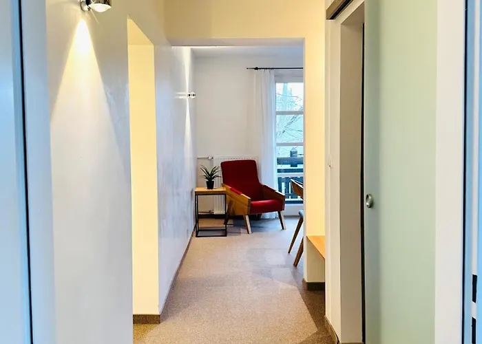 Eichen Apartment- 4 Personen- Balkon- Parkplatz- Waschmaschine 公寓 沃尔夫