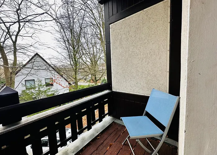 Eichen Apartment- 4 Personen- Balkon- Parkplatz- Waschmaschine 公寓 *